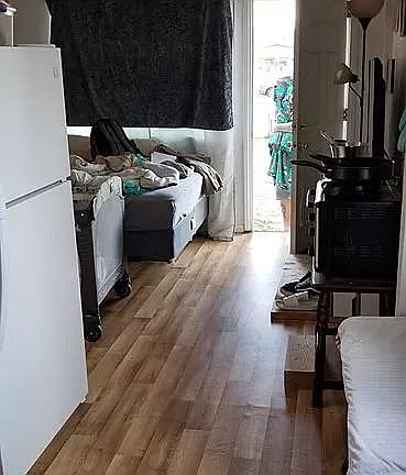 5th image of 25372 4th St