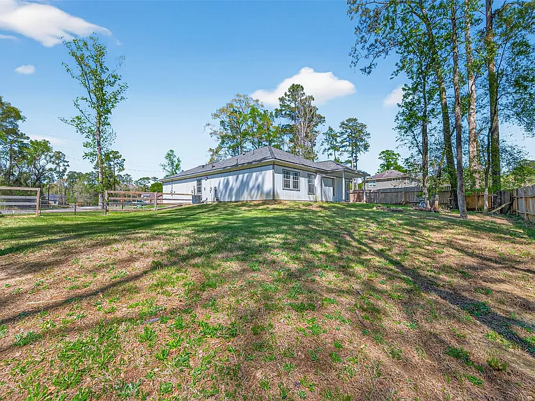 25106 Morgan Cemetery Rd — Photo 46