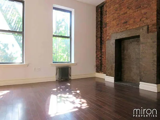 Rented by Miron Properties | media 8