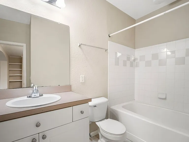 9301 Crescent Loop Cir #206 — Photo 15