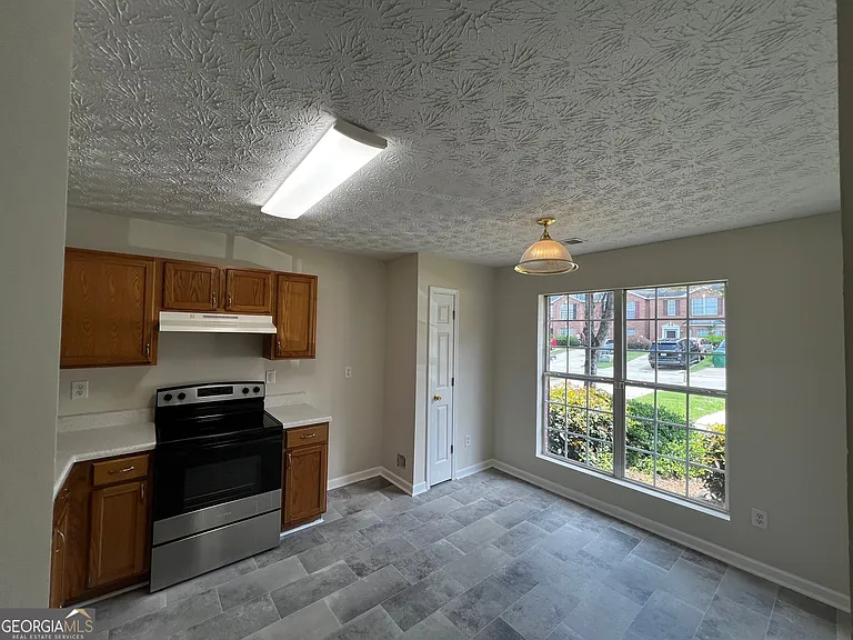 3153 Kingswood Gln — Photo 12