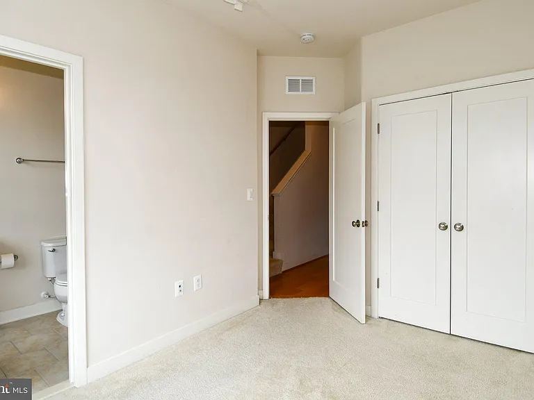 16301 Columbus Ave — Photo 27