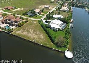 1st image of 4906 SW 29th Ave