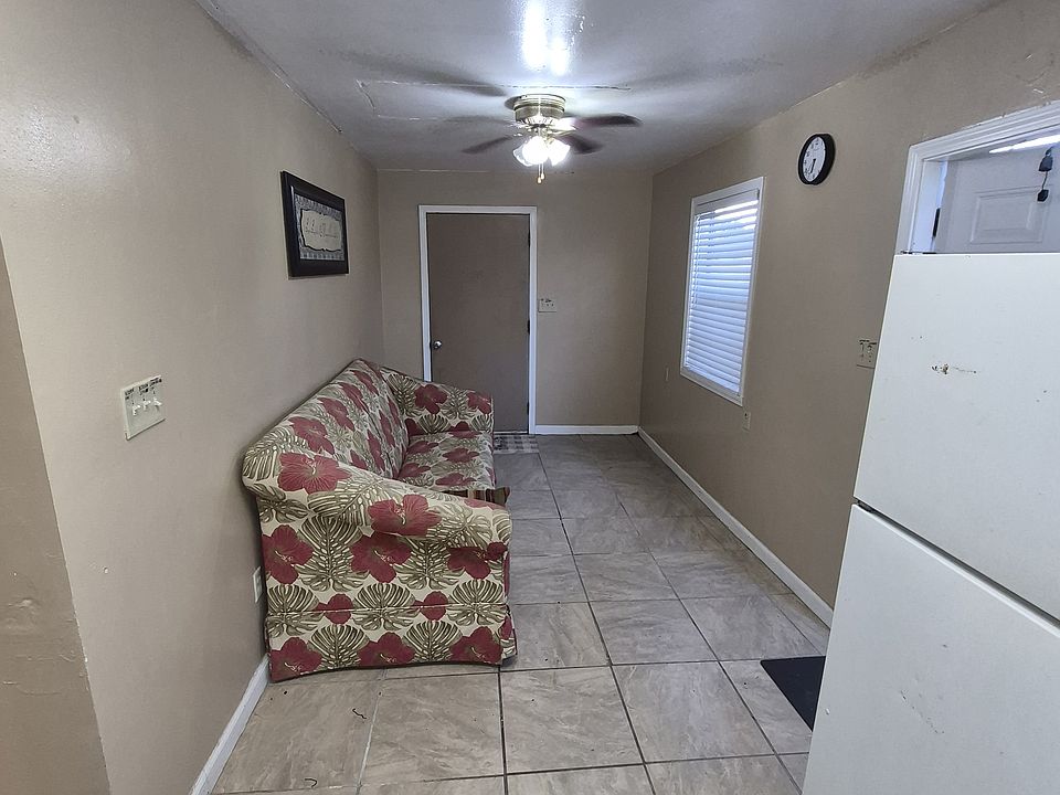 1st image of 3840 Cypress St