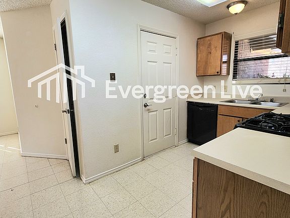 5th image of 2135 Tesuque Ct