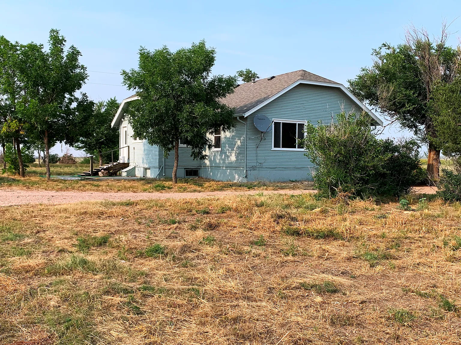 2 bed, 2076 sqft, $2,300 — Photo 2