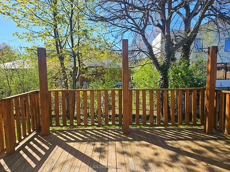 16 Donewen Ct — Photo 8