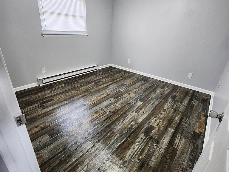 139-6 Bedroom
