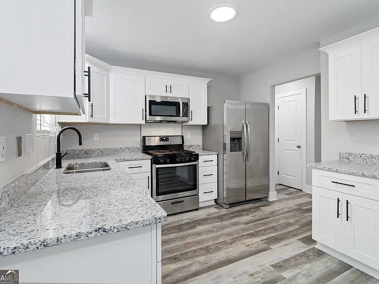 4935 Millstone Walk — Photo 8