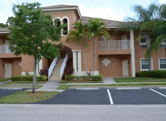 2nd image of 8928 Sandshot Ct