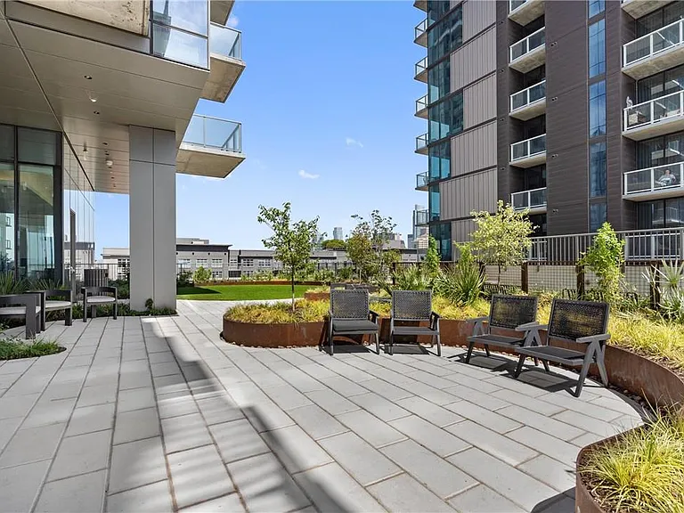 44 East Ave #2011 — Photo 36