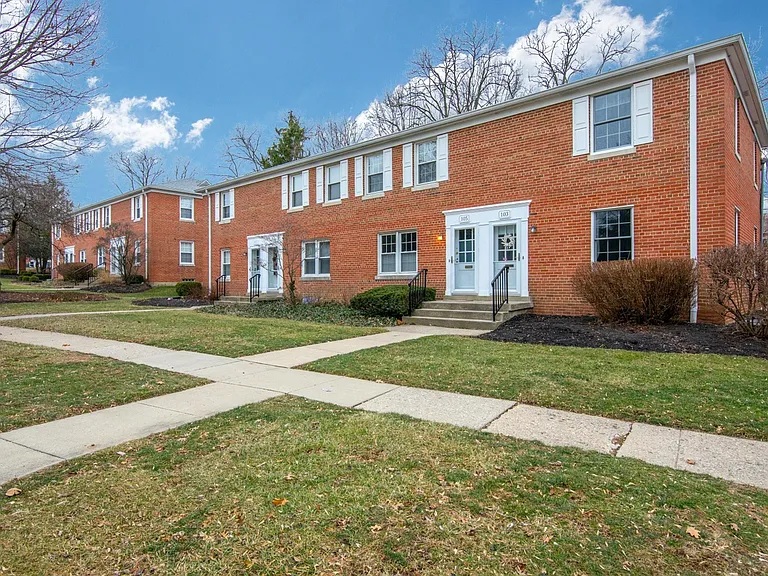105 E Selby Blvd — Photo 9