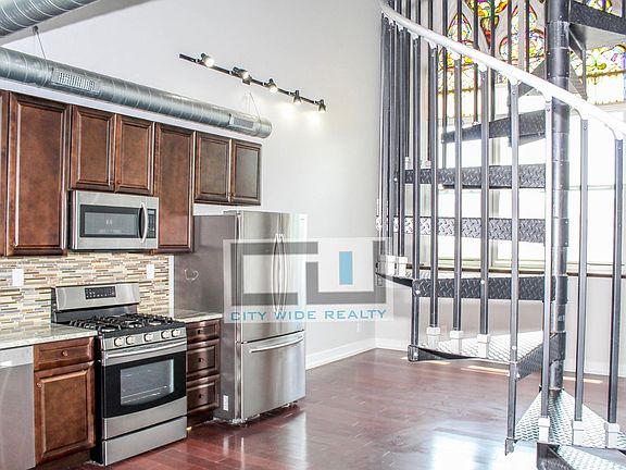 4th image of 1200 E Columbia Ave #10