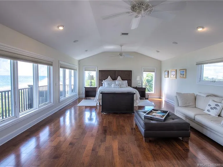 1871 NE Ocean Blvd #MAIN HOUSE — Photo 22