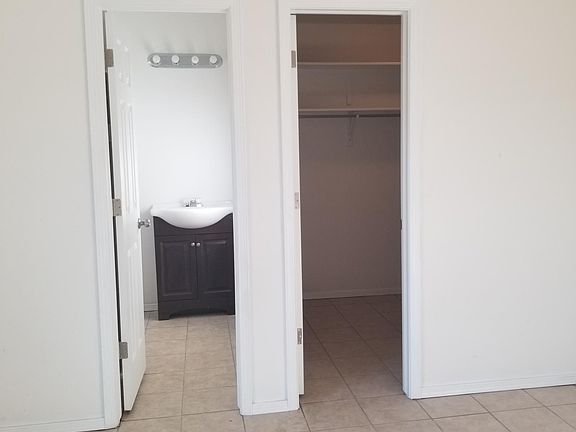 4th image of 5605 Spiritus Pl #B