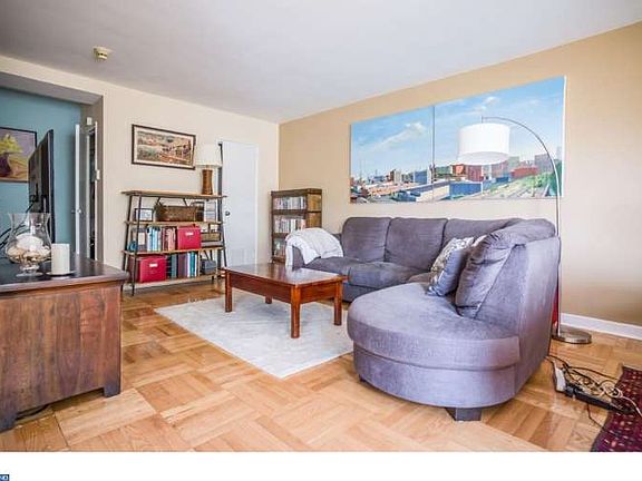 2nd image of 2601 Pennsylvania Ave APT 1022