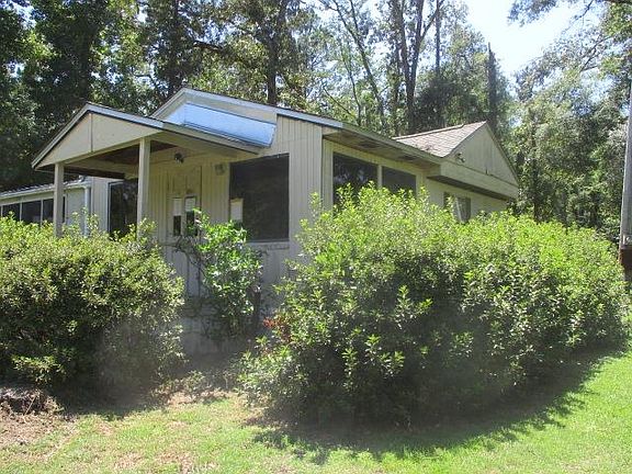 3rd image of 1064 Cottonwood Ln