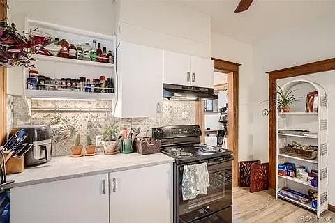 3rd image of 414 E 5th Ave #414