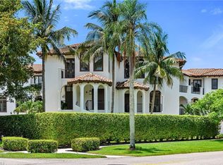 1004 7th St S, Naples, FL 34102