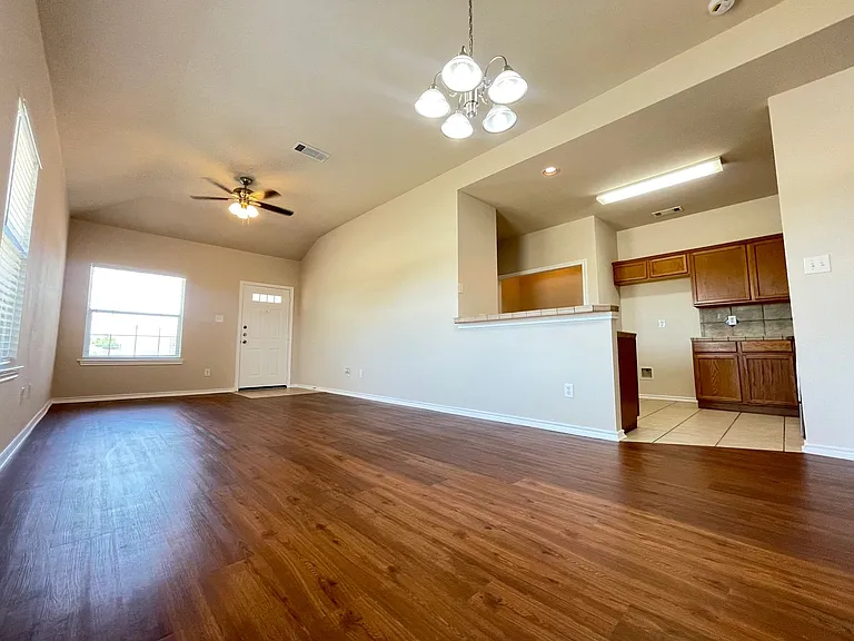 5900 Lovingham Ct — Photo 21