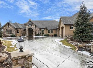 737 W Headwaters Dr, Eagle, ID 83616