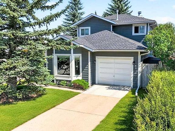 3rd image of 83 W Millrise Cres SW
