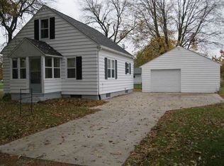 106 4th St N, Quasqueton, IA 52326