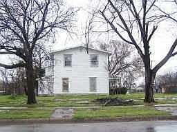 3rd image of 318 NW 22nd St