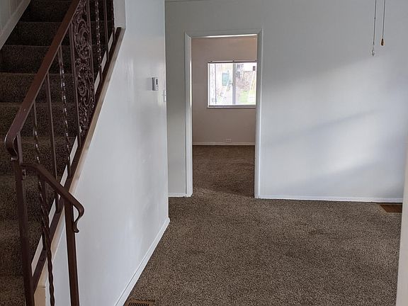 5th image of 56 Zeller St