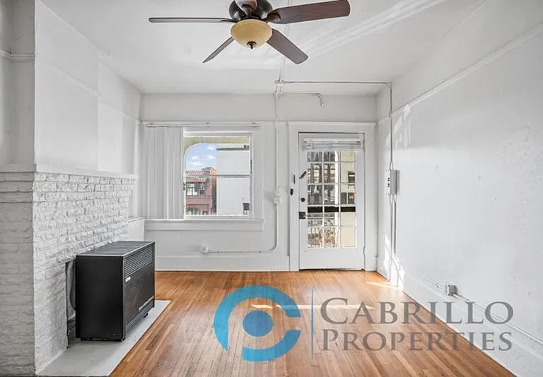 2261 4th Ave — Photo 1