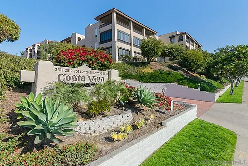 2522 Clairemont Dr #303 Photo 1