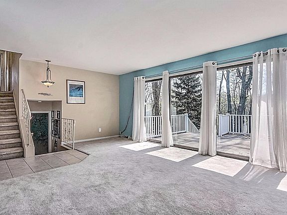 3rd image of 1656 Sunnyslope Dr
