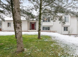 630 Forstrom Dr SE, Lowell, MI 49331