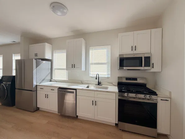 2802 S Wallace St #2R, Chicago, IL 60616