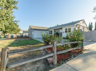 8055 Zelzah Ave, Reseda, CA 91335