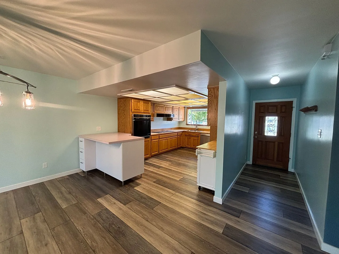 Four Bedroom Home with updates — Photo 3