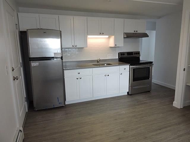 1st image of 425 Warren Ave APT 4