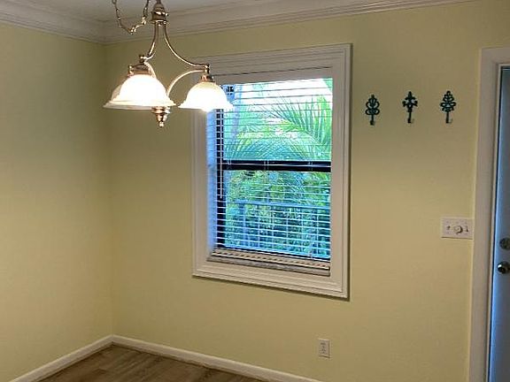 5th image of 111 Lake Ave APT 6