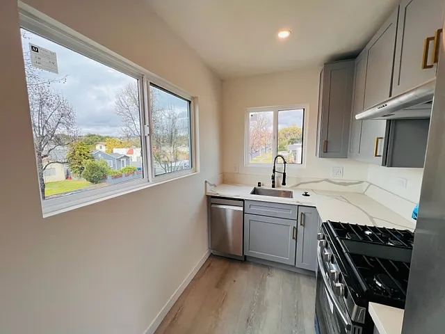 1408 Armadale Ave #2 — Photo 6
