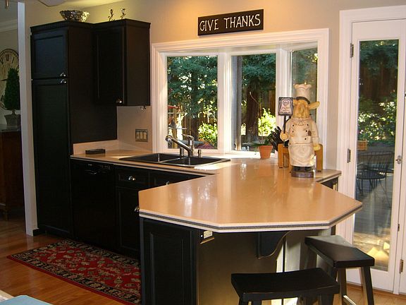 Breakfast bar