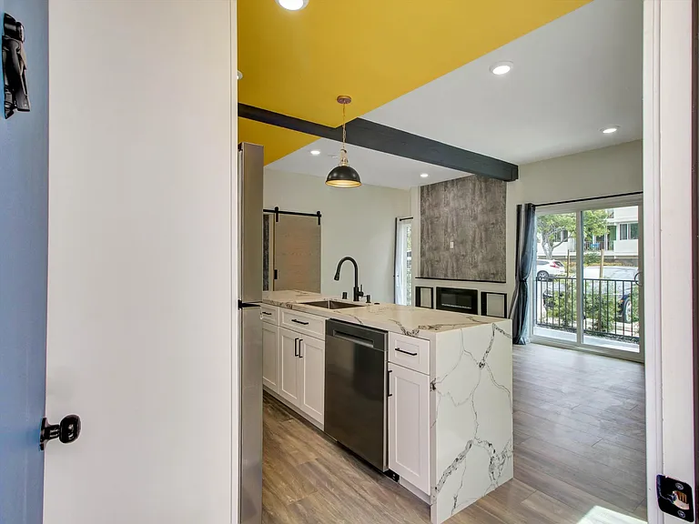 1256 Princeton St #G — Photo 6