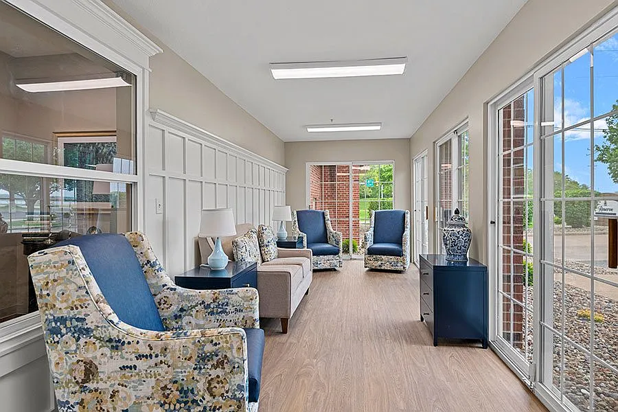 RESERVE AT LAKEVIEW — Photo 3
