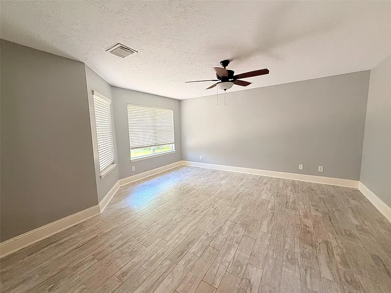 3231 Candlepine Dr — Photo 7