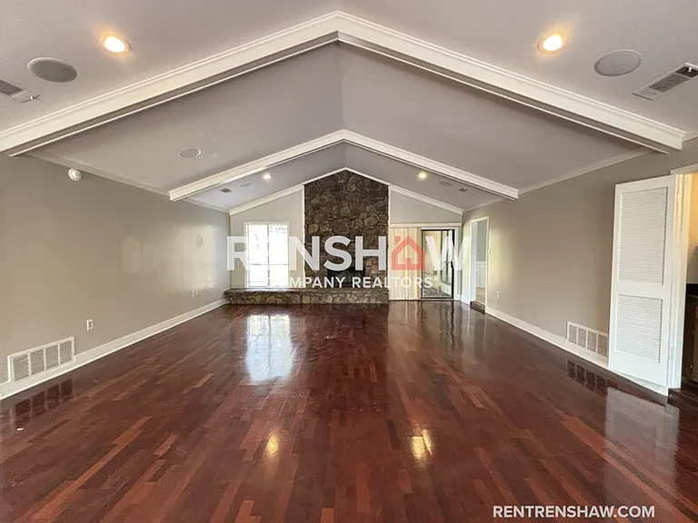 2302 Hawksmoor Pl — Photo 2