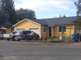 645 W Marquam St, Mount Angel, OR 97362