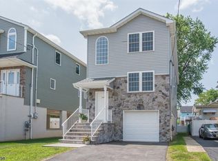 110 Tontine Ave, Lyndhurst, NJ 07071