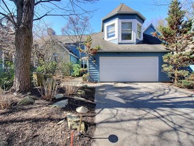 2 Haskell Dr, Cleveland, OH, 44108