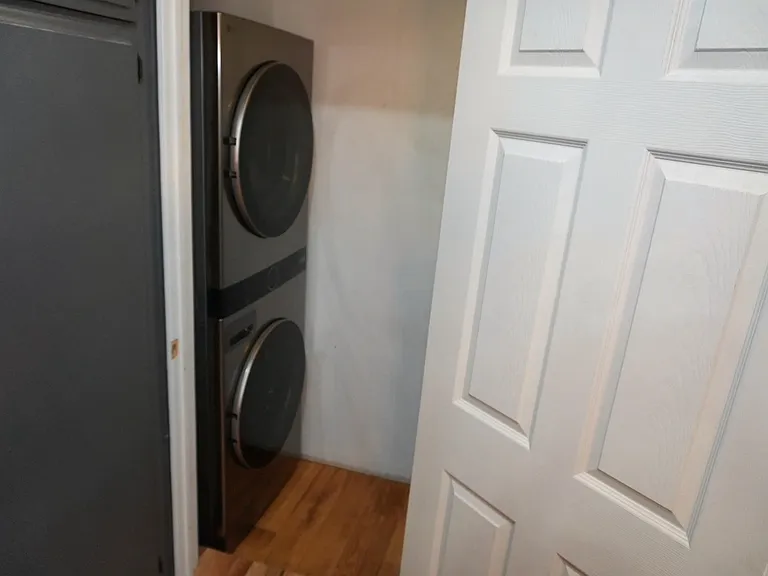8943 Kittyhawk Ave — Photo 6