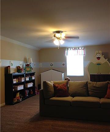 4th image of 1352 Creekside Dr N