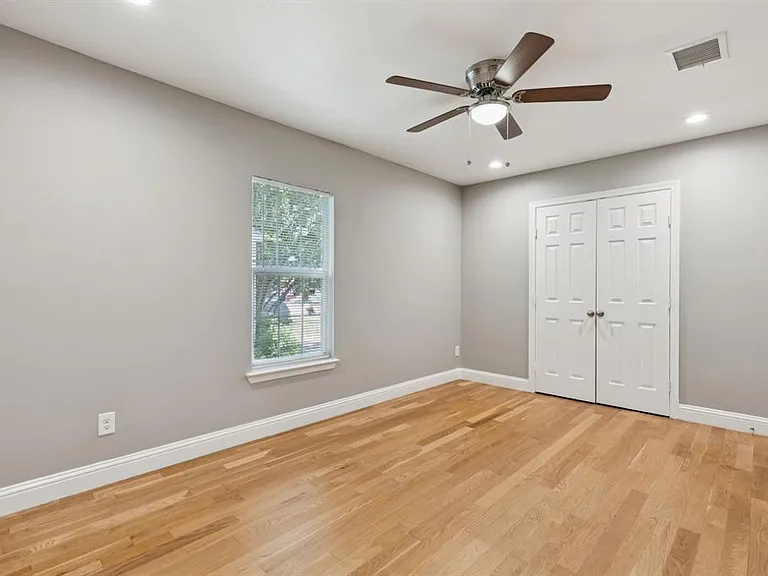 3222 Inwood Rd — Photo 15